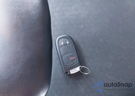 2019 Jeep Cherokee Latitude Plus 4X4 from USA, damaged, VIN 1C4PJMLB5KD194553